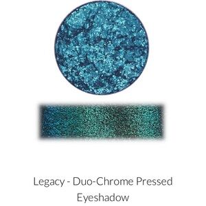 Pastel Roses’ Duo-Chrome “Legacy” Pressed Eyeshadow